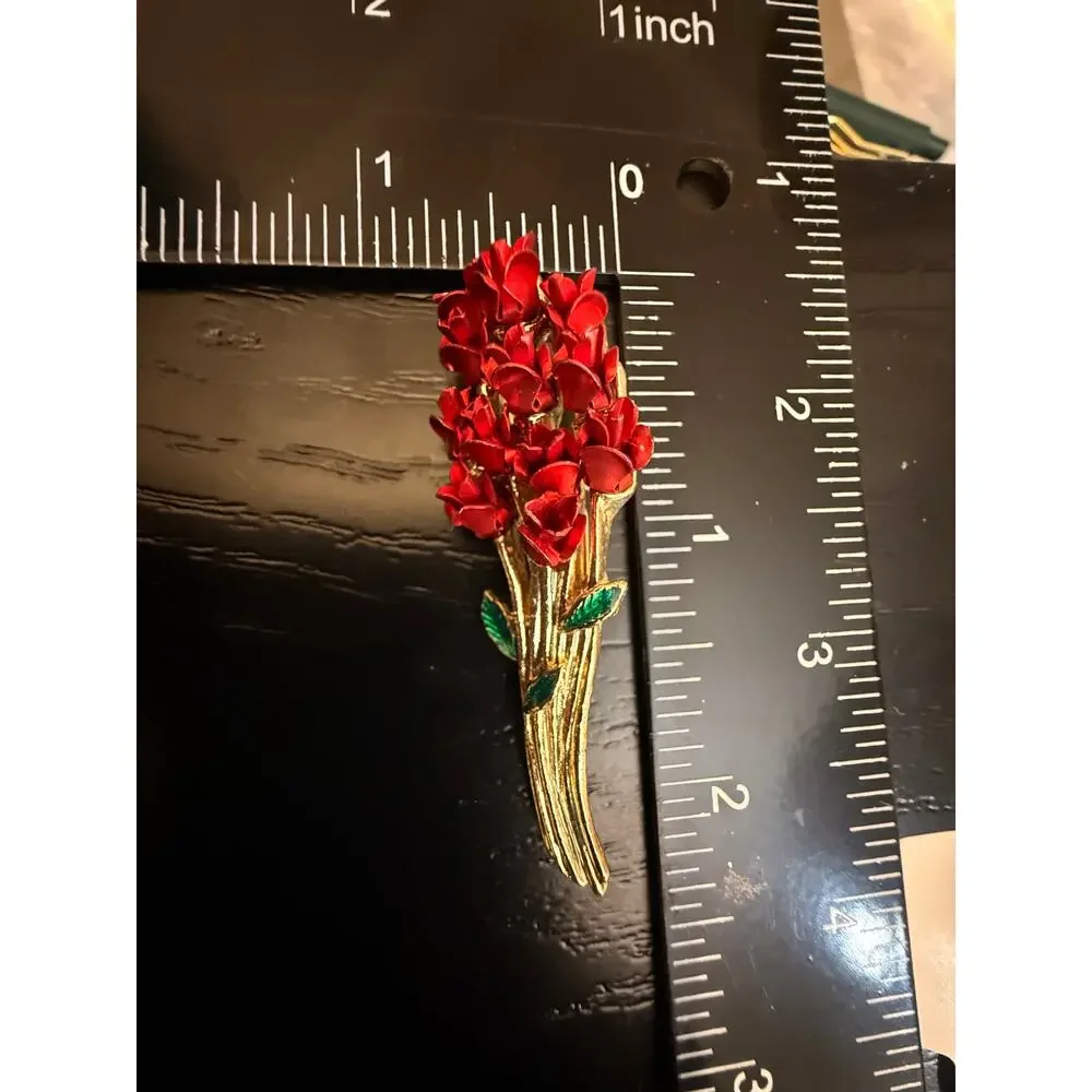 Vintage DM97 Red Floral Bouquet Brooch Gold Tone Enamel Flowers